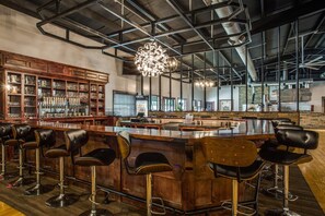 Bar (in der Unterkunft)