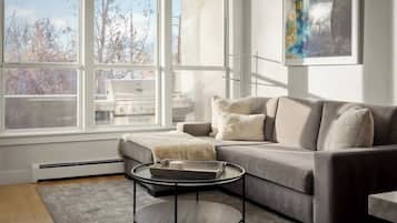 Televisión, oficina