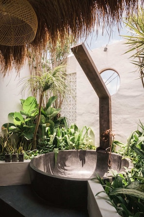 Vila, beberapa kamar, Boleh Merokok, kolam renang pribadi | Kamar mandi | Pengering rambut