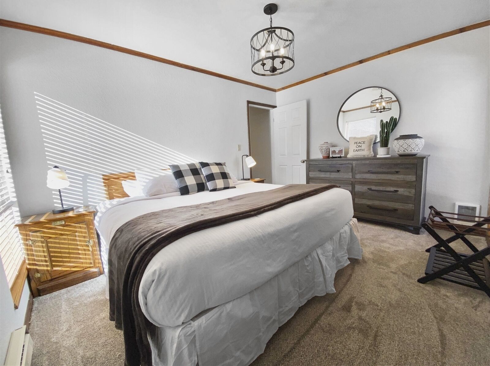 4 bedrooms, free WiFi, bed sheets