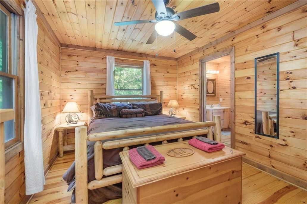 5 chambres, fer et planche à repasser, Wi-Fi gratuit, draps fournis