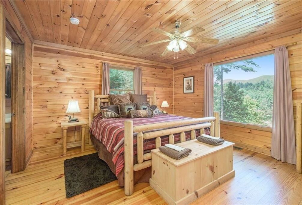 5 habitaciones, tabla de planchar con plancha y wifi gratis 