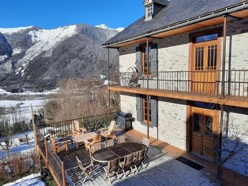 Grande maison de caractère avec vue imprenable sur la vallée d'Aure