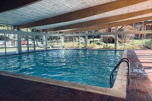 Opvarmet pool, liggestole