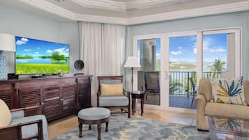 Fernseher, DVD-Player, Tischtennisplatte