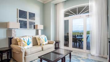 TV, DVD player, table tennis