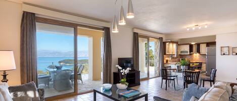 Smart-TV og stereoanlegg