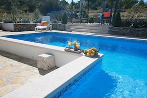 Maison (Three Bedroom Holiday Home with outdo) | Piscine | Piscine extérieure