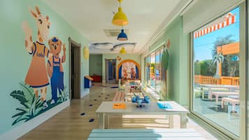Children’s play area – indoor