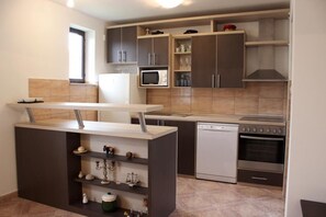 Appartamento (Two Bedroom Apartment with Terrace) | Cucina privata | Frigorifero