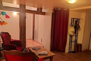 Lobby - Chez Céline en campagne (Mazerny)