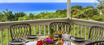 "Kona Sunset House" on Walua: Breathtaking Ocean Views with Incredible Pool!