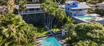 "Kona Sunset House" on Walua: Breathtaking Ocean Views with Incredible Pool!