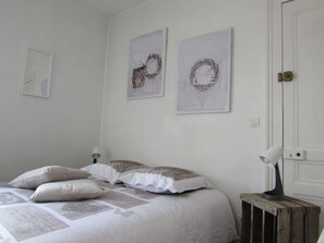 1 bedroom, iron/ironing board, WiFi, bed sheets - Le Mousse, 35m2 (Honfleur)