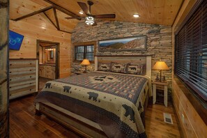 3 bedrooms, iron/ironing board, free WiFi, bed sheets - Epic Pool Cabin w/ Mini Golf + Theater (Sevierville)