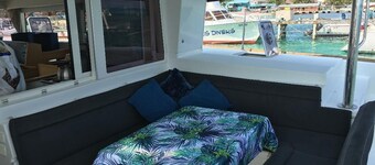 Sailing Catamaran Yacht in Belize