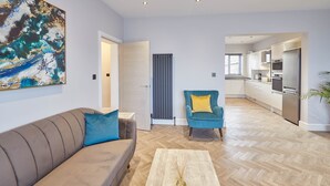 Apartamento | Área de estar | TV de tela plana