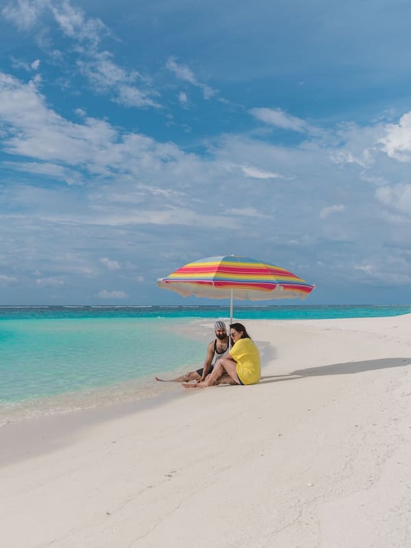 Beach nearby, white sand, sun-loungers, beach umbrellas