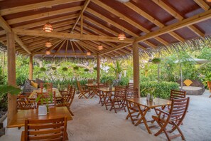 Restaurant - Ostrov Palm Villa  (Ukulhas)