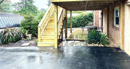 Escape to Horse Ranch close to Hershey, Lanc, Nook, Sight & Sound, Amish Country
