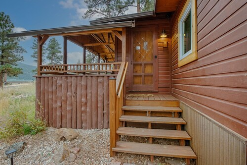 Historic Forested Cabin with Great Mountain Views