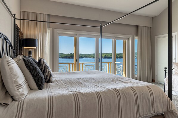 7 bedrooms, pillowtop beds, in-room safe, iron/ironing board