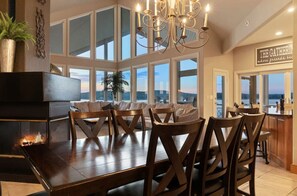 Dining - Allie's - Amazing 8,000 SF Home with --Private Pool--hot tub-- Sleeps 26+  (Sunrise Beach)
