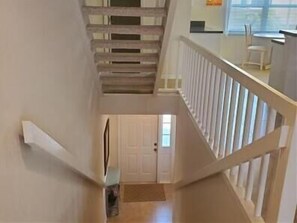 Interior - Beautiful, town-home in the heart of Tierra Verde Island! Available yearly! (Tierra Verde)