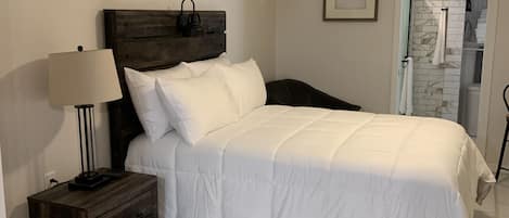 1 chambre, fer et planche à repasser, Wi-Fi gratuit, draps fournis