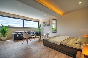 5 Schlafzimmer, Bügeleisen/Bügelbrett, kostenloses WLAN, Bettwäsche
