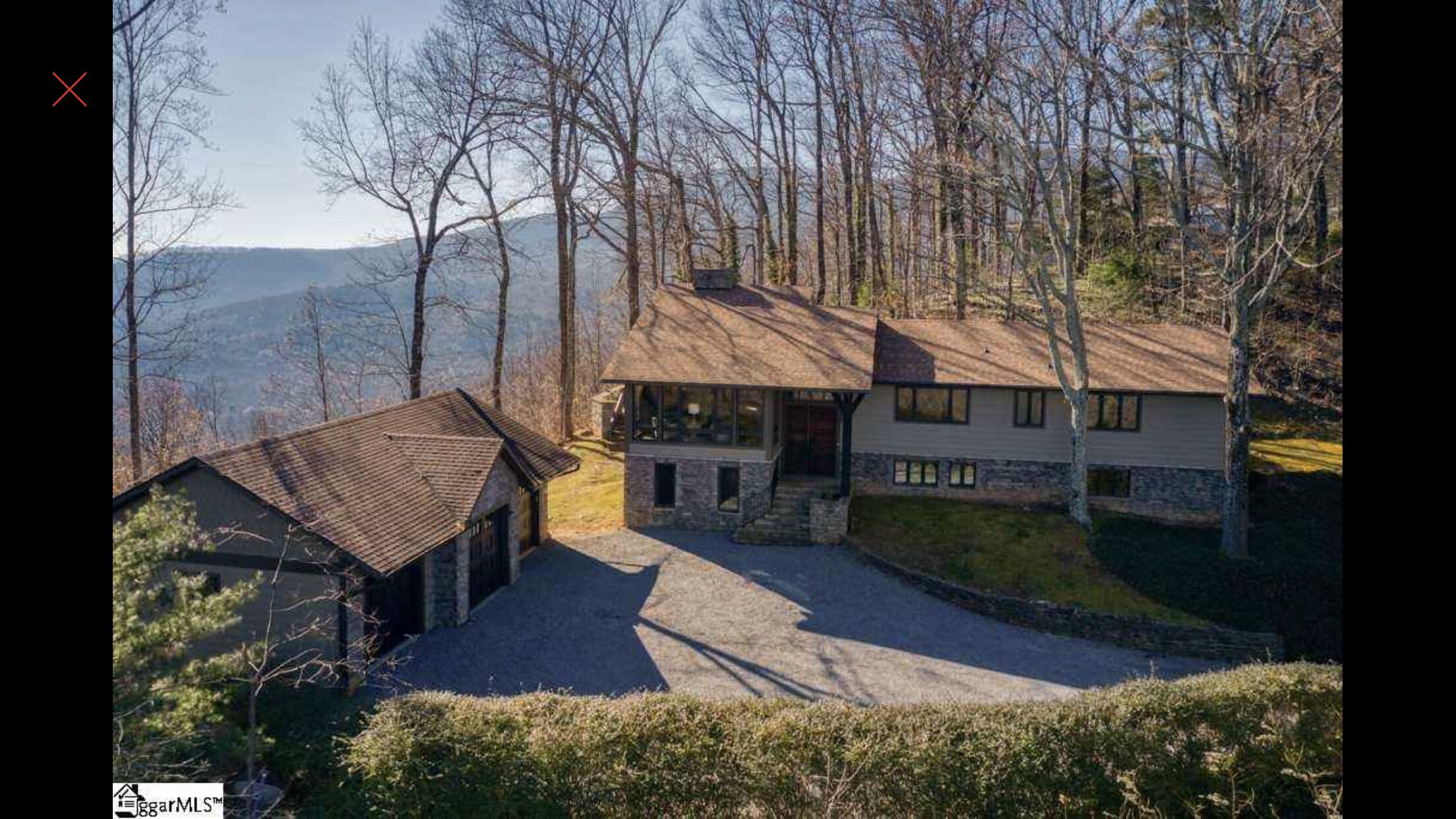 Mountain Views, Close to TIEC, Room for Multiple Families!