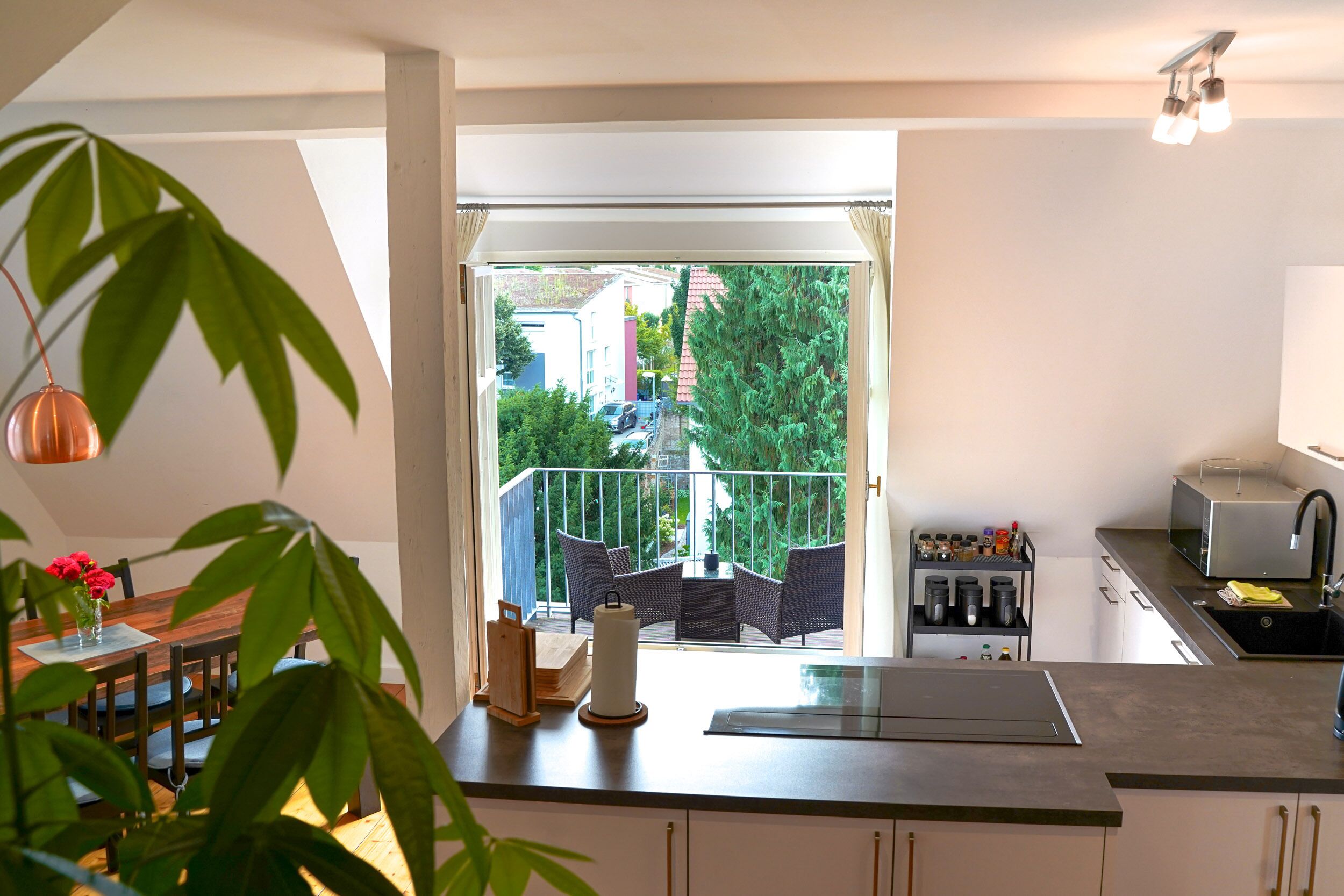 冰箱、微波炉、烤箱、炉灶