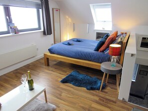 1 bedroom, free WiFi, bed sheets - 1 bedroom accommodation in Tomatin (Tomatin)