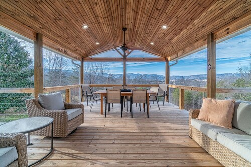 Newly Renovated Lake & Mountain View Home, Near I-75, Norris Lake & ATV trails