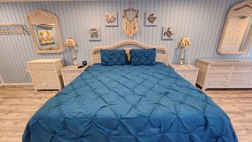 5 chambres, bureau, fer et planche Ă repasser, lit parapluie