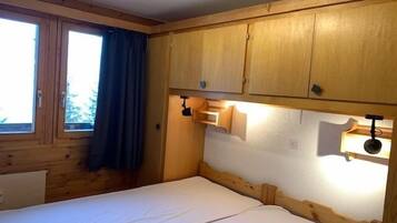 1 quarto, acesso Ă internet