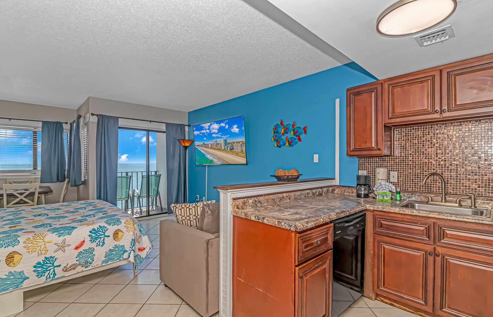 Bügeleisen/Bügelbrett, kostenloses WLAN, Bettwäsche