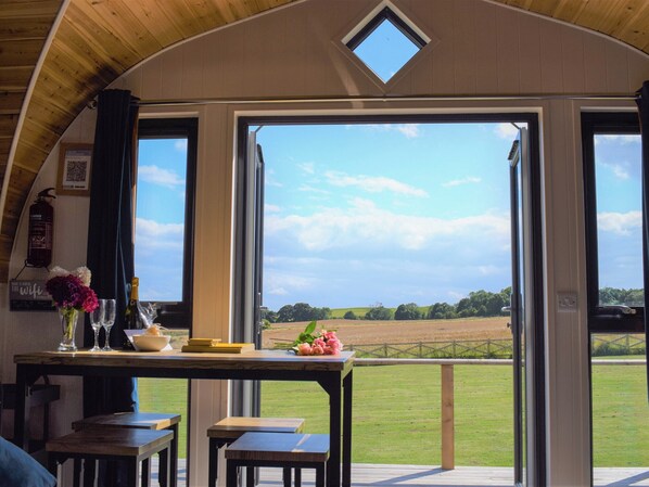 Interior - 2 bedroom accommodation in Tynely, near Embleton (Tynely, near Embleton)