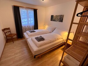 2 quartos, berço de viagem, Wi-Fi de cortesia