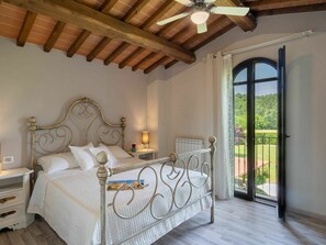 3 Schlafzimmer, Reisekinderbett, kostenloses WLAN