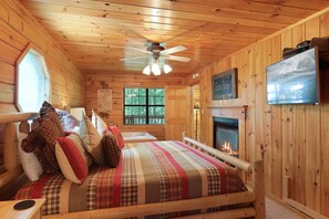 2 slaapkamers, een strijkplank/strijkijzer, gratis wifi, beddengoed