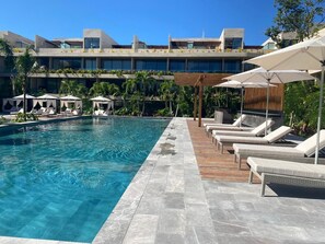 Utomhuspool