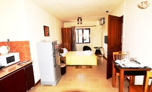 Zimmer, 1 Schlafzimmer, barrierefrei, Raucher | Grundriss
