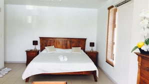 Unclassified image, 2 of 21, button - West Terraces Residences Luxury Setting Seafront Penthouse 7 Persons (Flic-en-Flac)