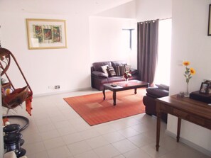 Living area - West Terraces Residences Luxury Setting Seafront Penthouse 7 Persons (Flic-en-Flac)