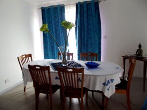 Living area - West Terraces Residences Luxury Setting Seafront Penthouse 7 Persons (Flic-en-Flac)