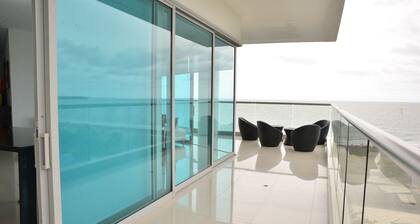 Modern 3 Bedroom Apartment With Sea-beach View