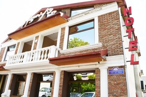 Exterior - Triple Room in Kvareli, Georgia (Kvareli)