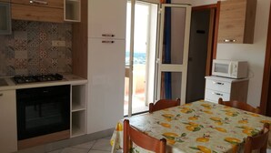 Unclassified image, 5 of 19, button - Holiday House la Caldosa Apartment c11 Terrace With sea View and Swimming Pool (Badesi)