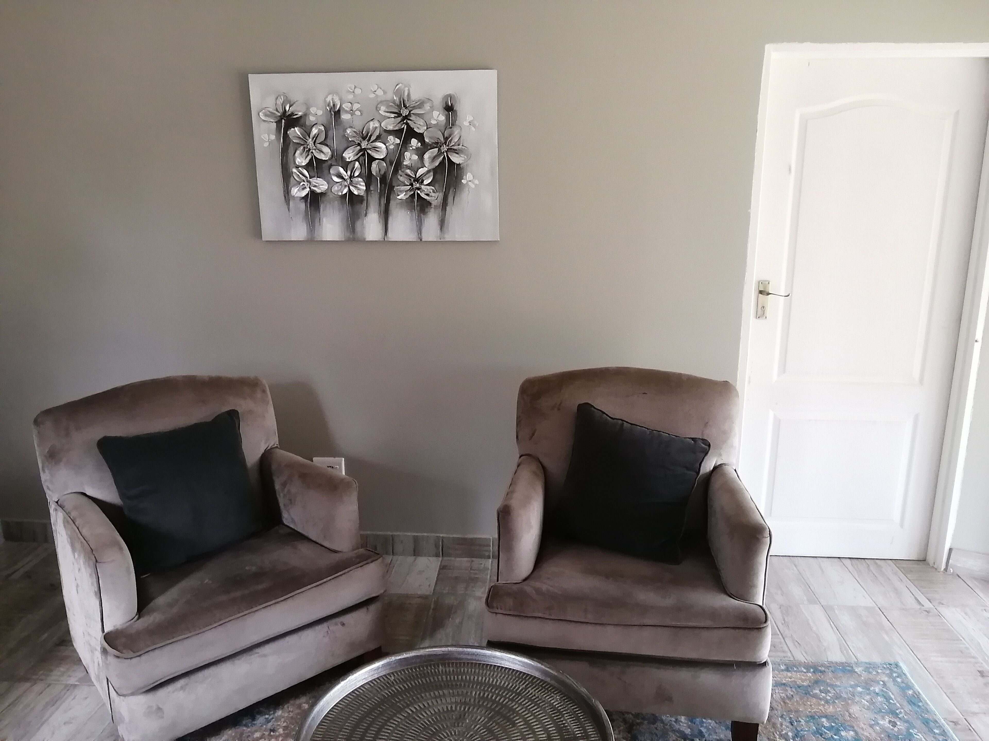 Room, 1 Bedroom, Garden View | Living room